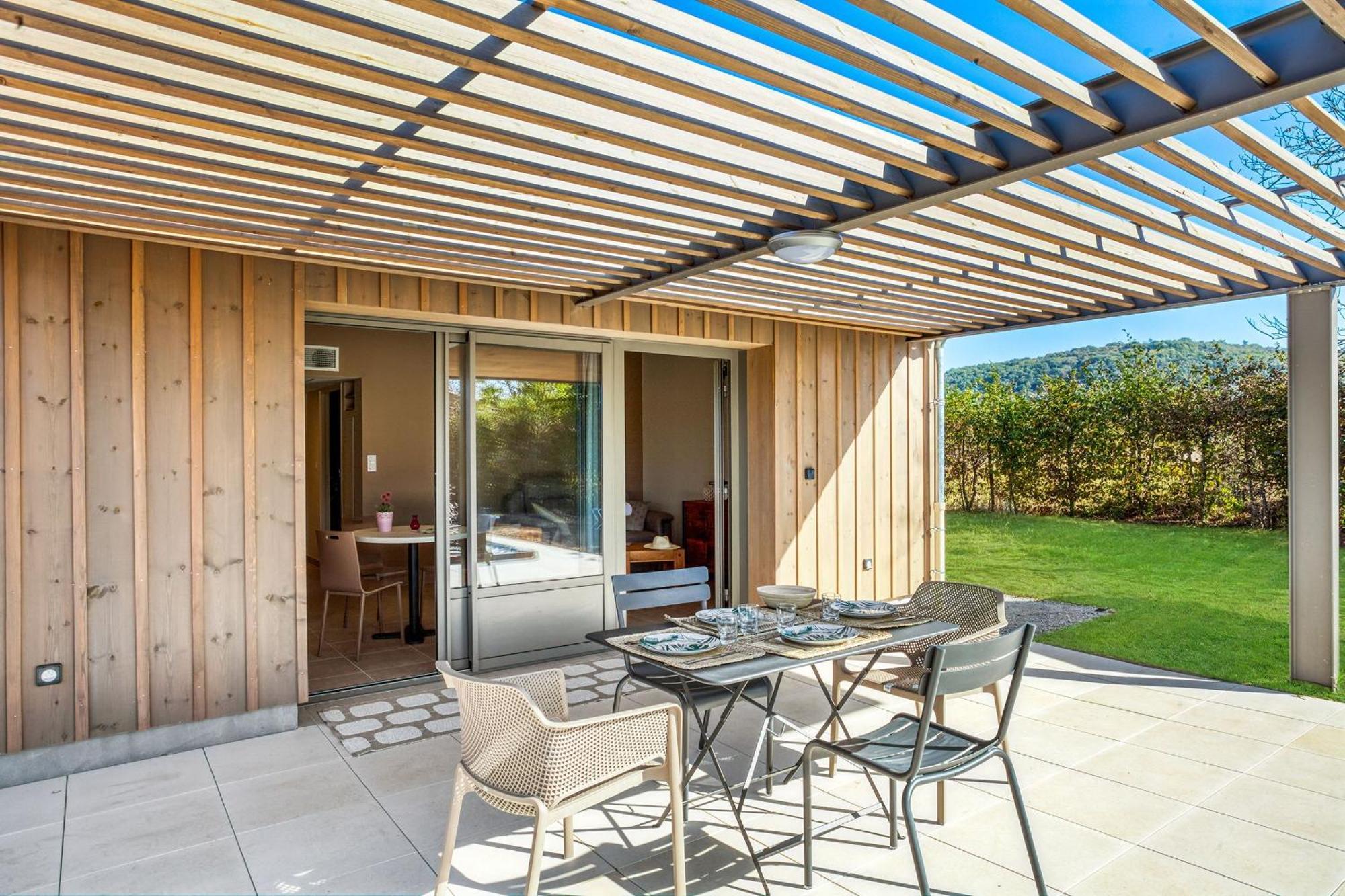 La Plaine Aux Etoiles - Maison Individuelle Avec Piscine Balneo Privative Et Jardin Domme Extérieur photo
